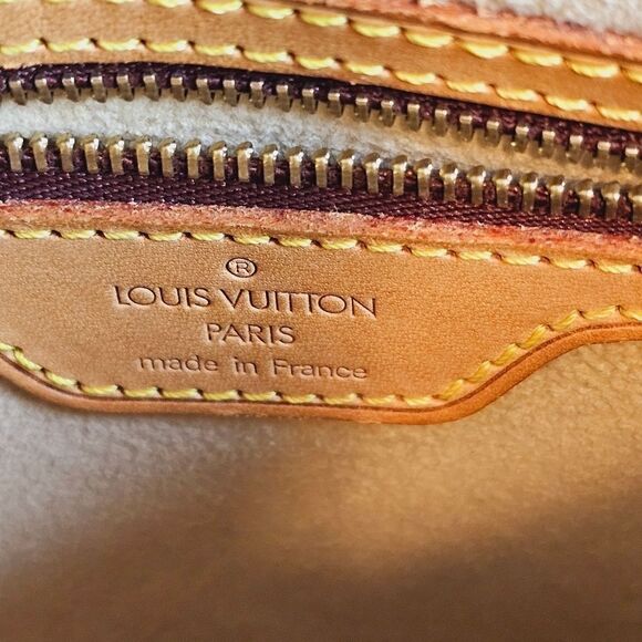 Louis Vuitton Looping MM - Picture 4 of 13